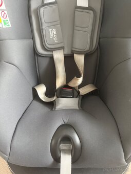 Britax romer dualfix i size - 8