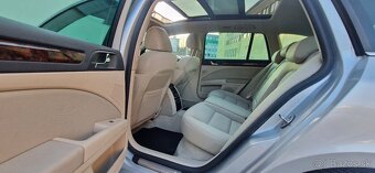 Skoda Superb 2.0 tdi DSG CR Elegance - 8