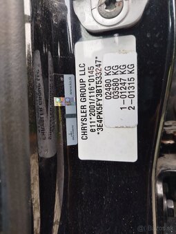 Predám Fiat freemont 2.0 16v diesel 7 miestne - 8