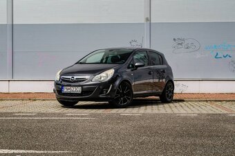 Opel Corsa 1.4 16V Cosmo - 8
