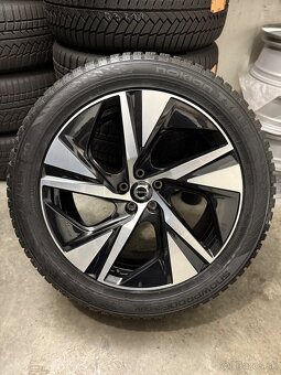 Nepoužitá zimná sada Volvo XC90 - 5x108 R20 , 275/40/20 - 8