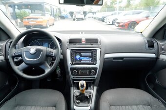 Škoda Octavia 1.6 TDI kombi - 8