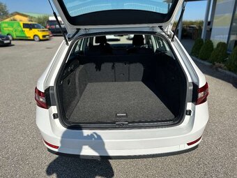 Predám Škoda Superb 3 combi obsah 2 liter desel ročník 2016 - 8