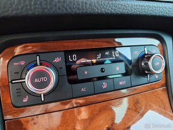 Volkswagen Touareg 3.0 V6 TDI 176kW CASA - 8