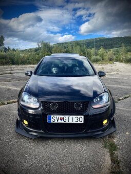 Volkswagen Golf V GTI Edition 30 - 8