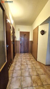 Zariadený 3-izbový byt s väčšou loggiou na sídlisku Valová - 8