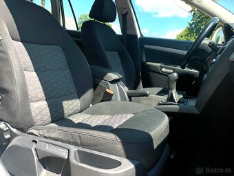 ŠKODA OCTAVIA COMBI 1.6TDI ELEGANCE 2013 - 8