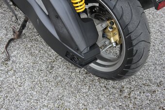 skúter aprilia SR50 2009 AM od 15 rokov ZIMNÁ CENA - 8