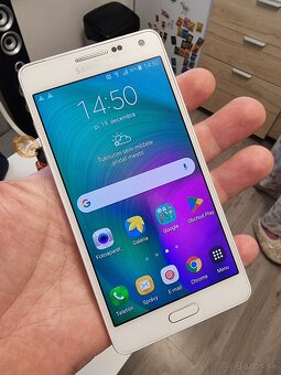 Samsung Galaxy A50 2 kusy a Samsung Galaxy A5 - 8