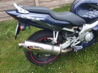 HONDA CBR 600F - 8