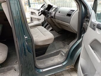 VW Caravelle 2.5TDI Long 4x4 96kW M6 r 08 - 8
