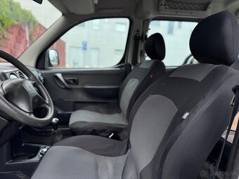 Citroen Berlingo 2.0 HDi 5 Miest/5dverové - 8