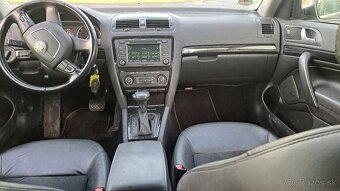Škoda OCTAVIA Combi 2.0 TDI DSG L&K - 8