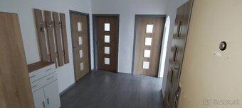 Prenájom 3izboveho bytu,1poschodie,Hlboka ul,,Čermaň 84m2 - 8