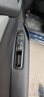 Citroen C4 1.6HDI - 8