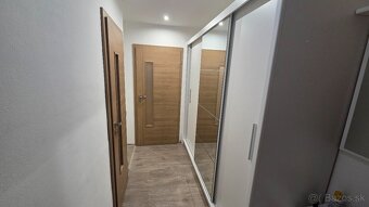 Prenajmem prerobený, zariadený 3 izbový byt vo Zvolene - 8