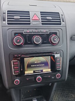 Volkswagen touran 1.6 - 8