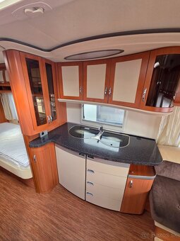 Obytný príves Hobby 560 WLU PRESTIGE - predstan - 8