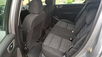 Peugeot 307 1.4HDI 50kw r.v.2005 Kupene SR - 8