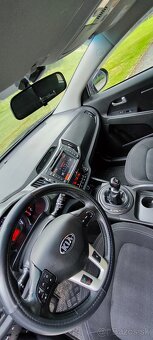 Kia Sportage 2.0 CRDi, 4x4 - 8