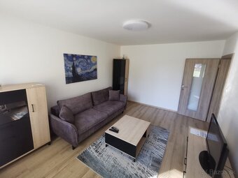 Moderný zrekonštruovaný 2-i.byt s parkovaním Pod Hájkom - 8