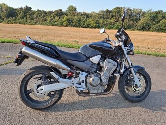 Honda hornet 900 - 8