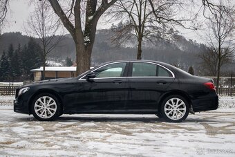 Mercedes-Benz E trieda Sedan 220 d 4MATIC - 8