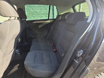 Volkswagen Golf IV 1.6TDi - 8