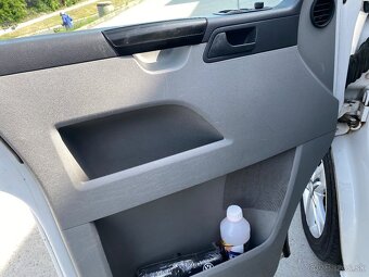 T5, Transporter 9 miestny, 2.0 TDi , 103 kW - 8