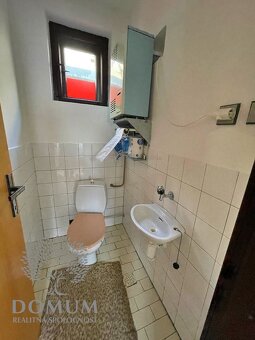 Vidiecka usadlosť v obci Lubina s 2755m2 pozemkom - 8