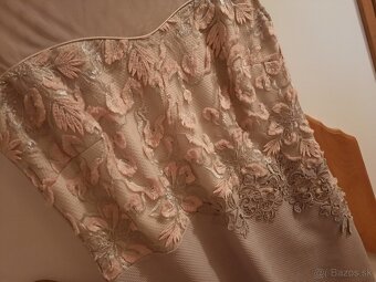 Šaty elegantné v; 44 - 8