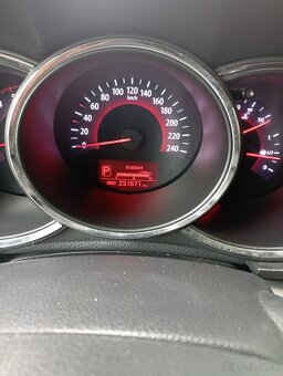 KIA SORENTO - 8