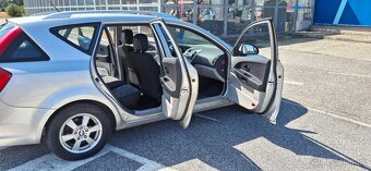 Kia Ceed SW 1,6 CVVT, 85 kw, benzín - 8
