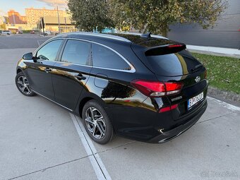 2022 Hyundai i30 CW 1.6CRDi Facelift 85kW/116PS Kamera LED - 8