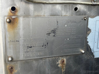 Prodám cisternový MAN TGS 26.400 6X2-4 LL EURO 3 - 8