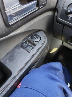 Ford c-max 1.6 TDCI - 8