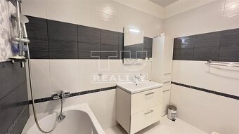 Útulný, moderný 3 izbový byt 96m2 s parkovaním 38m2,... - 8