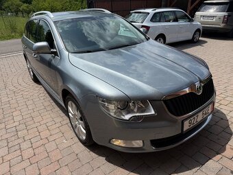 Skoda Superb 2,0 TDi - 8