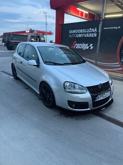 Predam Volkswagen golf 5 1.6 fsi benzín - 8