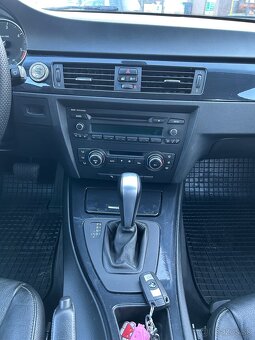 Predam BMW E91 2012 - 8