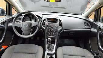 Astra J 1.4 benzín 74 kw - 8