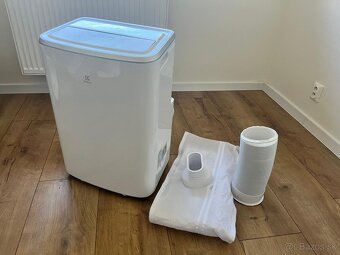 Predám mobilnú klimatizáciu Electrolux Comfort 600 EXP26U339 - 8