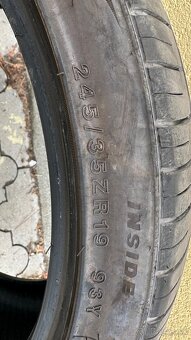 Predam Pnematiky 225/45R19 ako nove 2 kusi a jednu 245/35R19 - 8