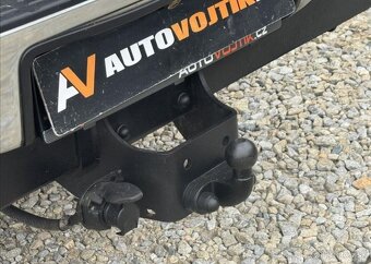 Toyota Hilux 3,0 D-4D AUTOMAT 4X4 126kW nafta automat 127 kw - 8