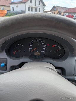 Nissan Micra K11 1.0 44kW - 8