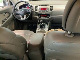 KIA SPORTAGE 2.0 CRDI 4X4 PLATINIUM - 8