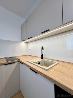 REZERVOVANÉ Exkluzívny byt, garsónka NMnV so záhradkou - 8