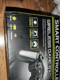 NOVY bezdrotovy gamepad - 8