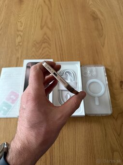 iPhone 16 Pro Max 256 gb Desert Titanium v zaruke - 8