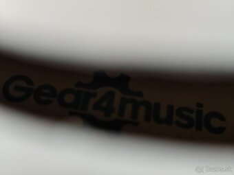 Husle gear4music - 8